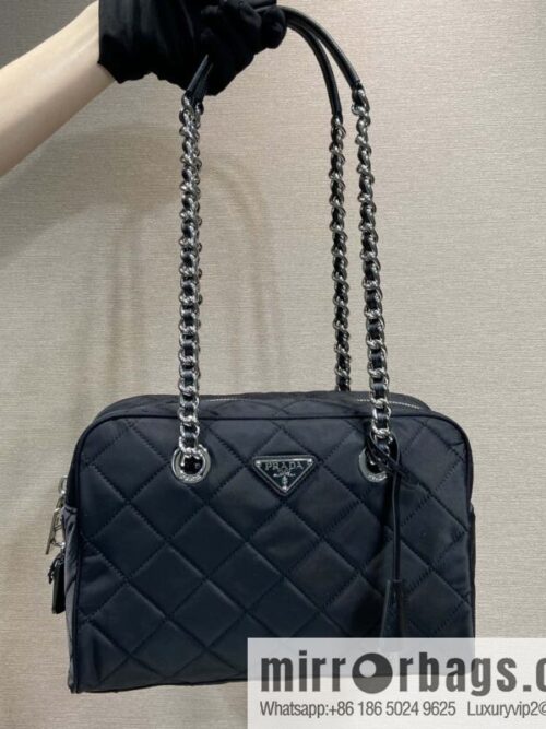 wsxc1698686864418_0-800x8003g3exufopms36654_20250716042625.jpg PRADA Prada imported nylon fabric, medieval camera bag 🎉 1BD641 large