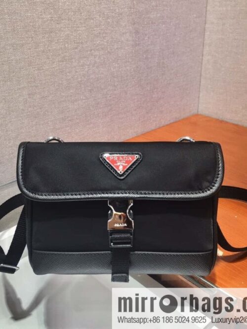 wsxc1698689906525_1-800x800phtxp3wyidu36612_20250716042559.jpg PRADA Prada new mini shape messenger bag 🎉 2ZH108 red label