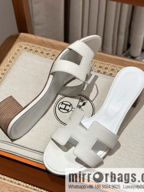 wsxc1698780821081_3-800x8000zi4wcy0oqm139050_20250705005957.jpg Hermes H Classic High Heels Sandals