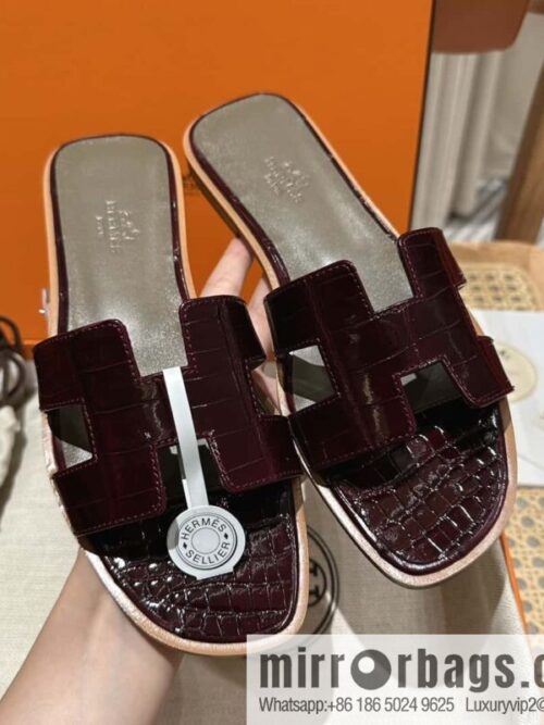 wsxc1698782966060_1-800x800wfl5ib4gvrt138893_20250705005444.jpg Hermès Classic H Tow Alligator Leather