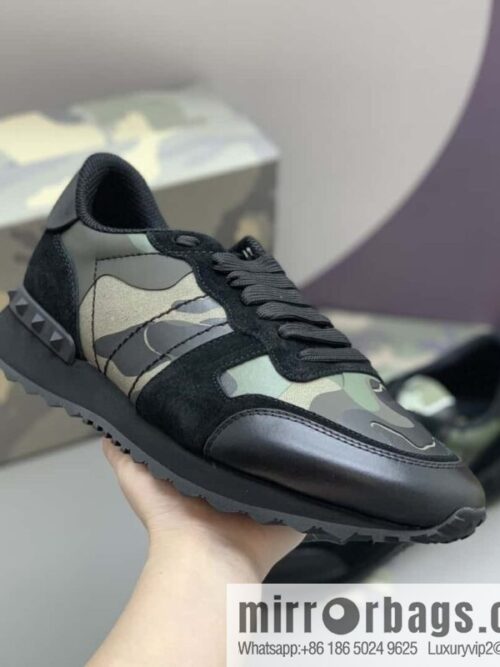 wsxc1698853335882_4-800x800exikx00qhvh138712_20250705004852.jpg VALENTINO Valentino, men\'s camouflage fabric sneakers