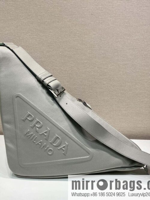 wsxc1699117197290_0-800x800klgvwcj5yzf33941_20250716035635.jpg PRADA Prada Full Leather Big Triangle Bag 👏 2VY007