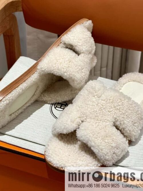 wsxc1699286377384_1-800x800o1zaj2o2tzp138486_20250705003809.jpg Hermès imported lamb wool lzmir series men\'s sandals