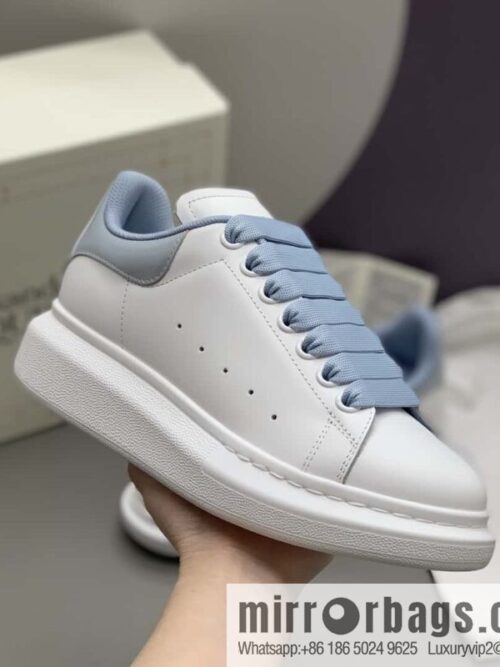 wsxc1699891271336_4-800x800xuve1i3zrfm134961_20250704214435.jpg Alexander McQueen/Alexander McQueen MQ gray-blue patent leather tail couple casual shoes