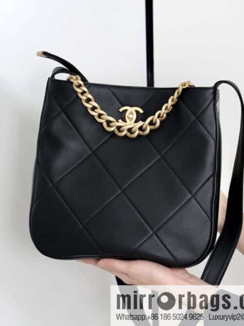 wsxc1700059108672_4-800x800kblmfw1yaqs31990_20250716034144.jpg CHANEL 2021 autumn and winter high-end ready-to-wear series hippie bag AP2844