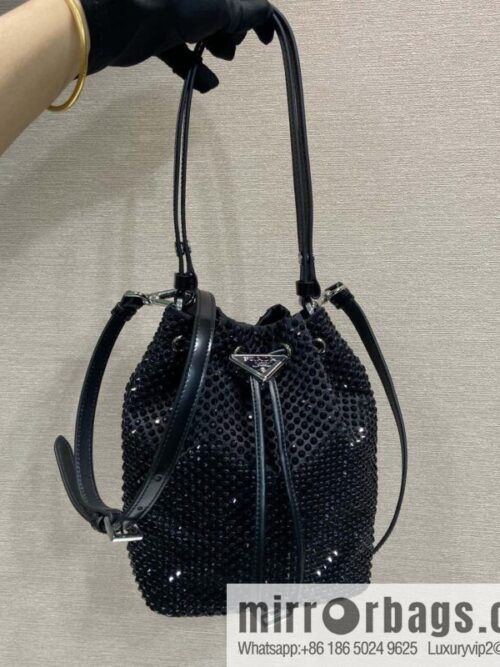 wsxc1700067053849_0-800x800i0b1dm04jkb30097_20250716032250.jpg Prada crystal bucket bag 1BE067 new color