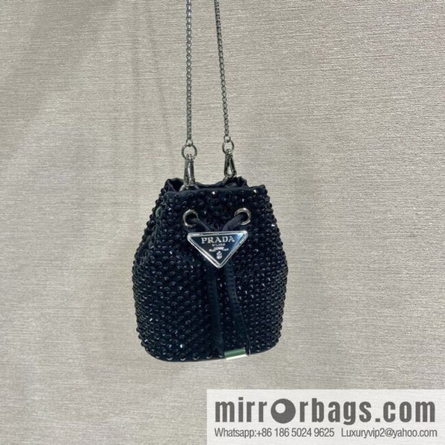 wsxc1700067390958_0-800x800wdspctn2klc30071_20250716032233.jpg PRADA Prada crystal mini bucket 1NR016 new color