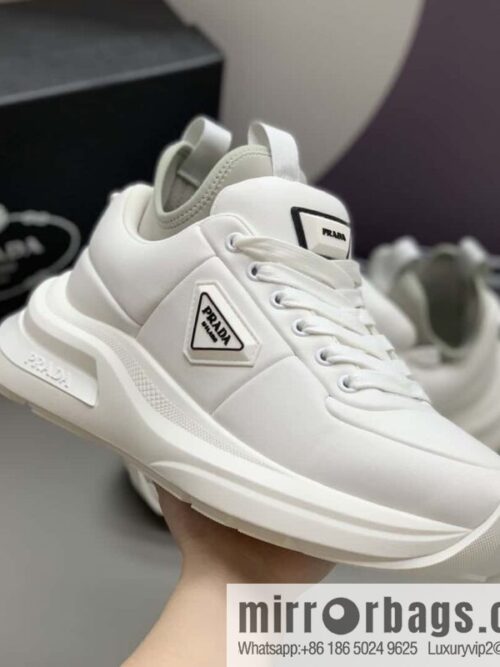 wsxc1700403115581_4-800x800ir122xjuexp134330_20250704210959.jpg PRADA tongue embossed logo letters, autumn and winter men\'s casual shoes