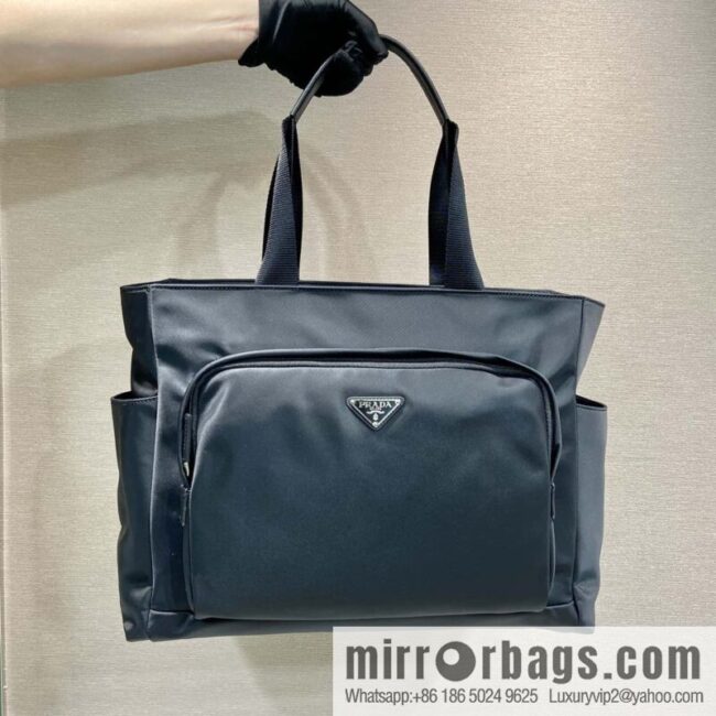 PRADA new tote bag 🎉 2VG097