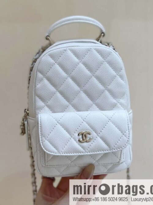 wsxc1701798264883_0-800x800v5qjfjhq0gz25474_20250716024302.jpg CHANEL 24C early spring holiday series, lychee leather backpack AP3753 white