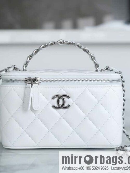 wsxc1701799847821_0-800x800nycwm5e2ddc25299_20250716024147.jpg CHANEL 23K Rhinestone handle long box AP3593 B14291 10601