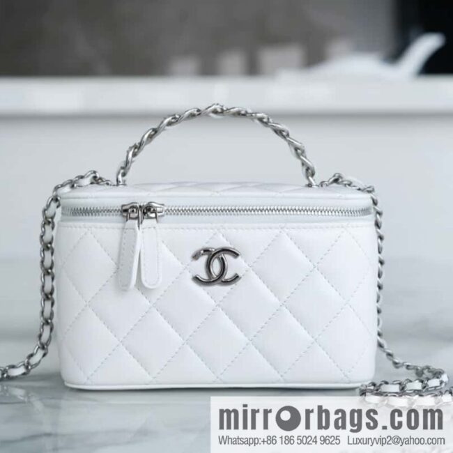 wsxc1701799847821_0-800x800nycwm5e2ddc25299_20250716024147.jpg CHANEL 23K Rhinestone handle long box AP3593 B14291 10601