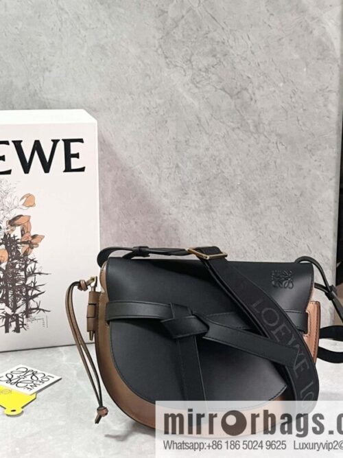 wsxc1702151357282_0-800x800j2qabmxukn024980_20250716023937.jpg LOEWE upgraded version letter wide shoulder strap saddle bag GateDual handbag 0671 warm sand black