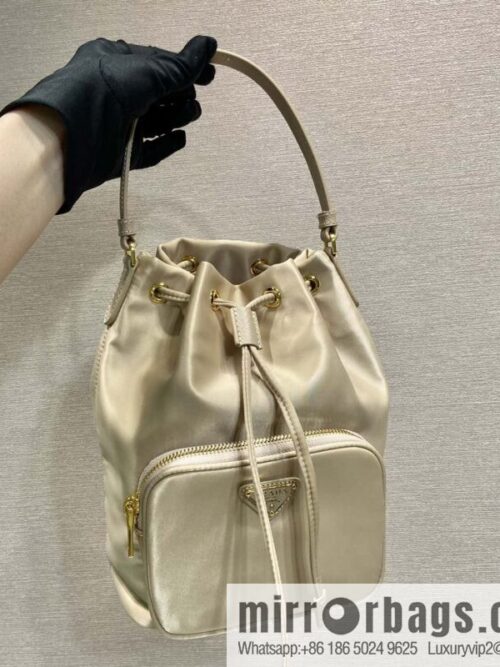 wsxc1702326624551_0-800x80024tw1y0xc4x24598_20250716023631.jpg PRADA imported nylon fabric portable/oblique span bag 1BH038 new color