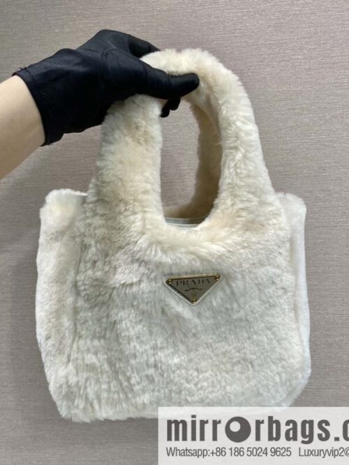 wsxc1702999592544_0-800x800jjshyigfw4u21587_20250716020907.jpg PRADA wool bucket bag 🎉 1BA349
