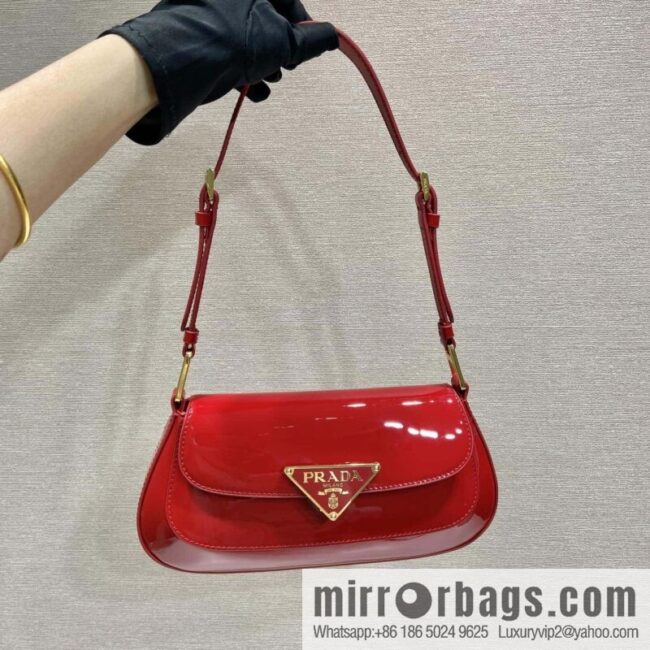 PRADA patent leather armpit bag 🎉 1BD345 big red