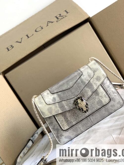 wsxc1703527386733_0-800x8004tkb0py55iu20462_20250716015917.jpg BVLGARI Bulgari Sprpenti Forever Water Snakeskin Inner Small sheepskin Oblique Span Bag 289672 Milk Protein Stone Metal Texture 19CM