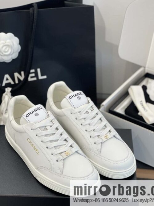 wsxc1703787019629_0-800x800ma4bd40femc127371_20250702201811.jpg CHANEL Xiaoxiang bronzing casual sports little white shoes G45080