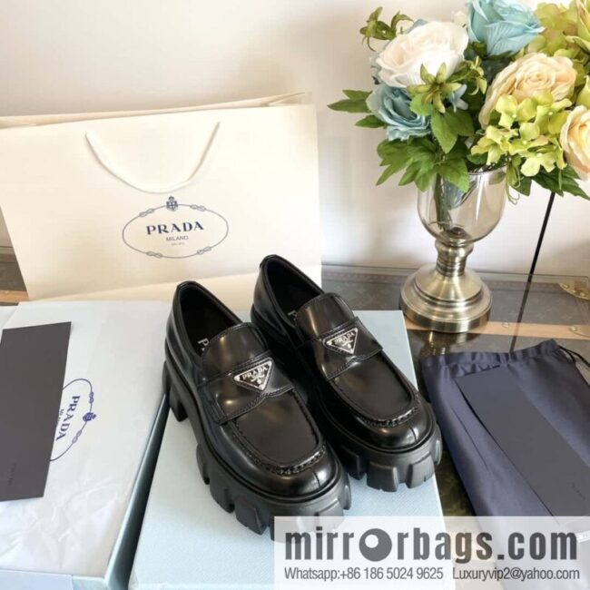 wsxc1704383535463_0-800x800jdvc5k2lhos123943_20250702180119.jpg PRADA Prada, triangular label, serrated wheel muffin platform loafers 1D246M