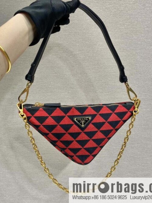 wsxc1704387283024_0-800x800ueiirrg1idx14327_20250716010316.jpg PRADA embroidery triangle bag 🎉 1BC543
