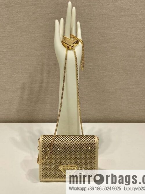 wsxc1704736106616_0-800x800fwba31ltwtc13873_20250716005921.jpg PRADA 🎉 necklace 🎉 1MR024 gold