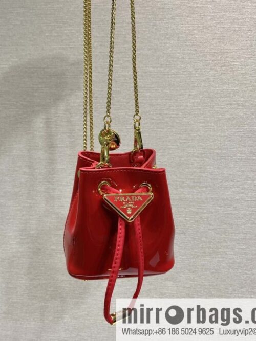 wsxc1705070015803_0-800x8000lbq2hl5gim13710_20250716005728.jpg PRADA patent leather bucket 🎉 1NR016 red