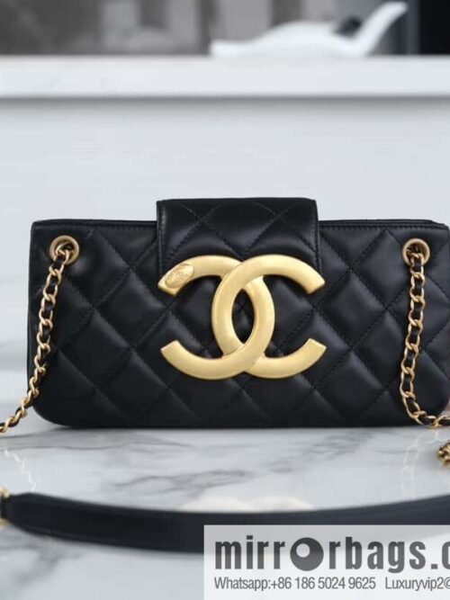 wsxc1705597816094_0-800x800chixhyajm2j12986_20250716005136.jpg CHANEL | Original small sheepskin Vintage baguette bag AS4611