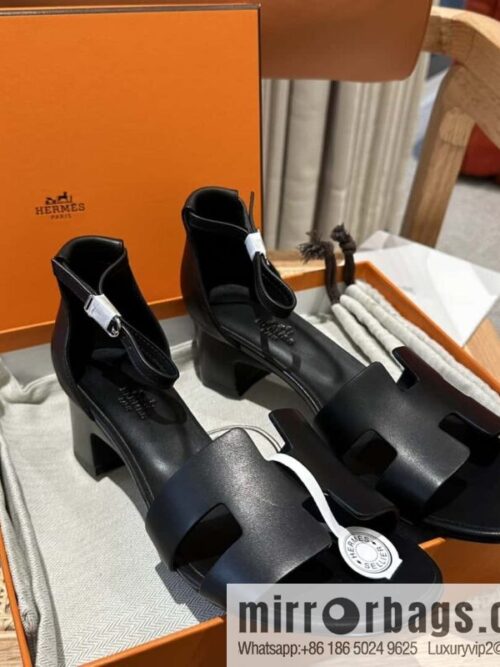 wsxc1705941711286_1-800x800nkzo1tsskxy122822_20250702171244.jpg Hermès H high-heeled sandals