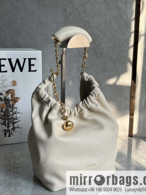 wsxc1708610407486_0-800x800so2cbxmopof10061_20250716002434.jpg LOEWE Squeezed Underarm Bag 29.5CM White