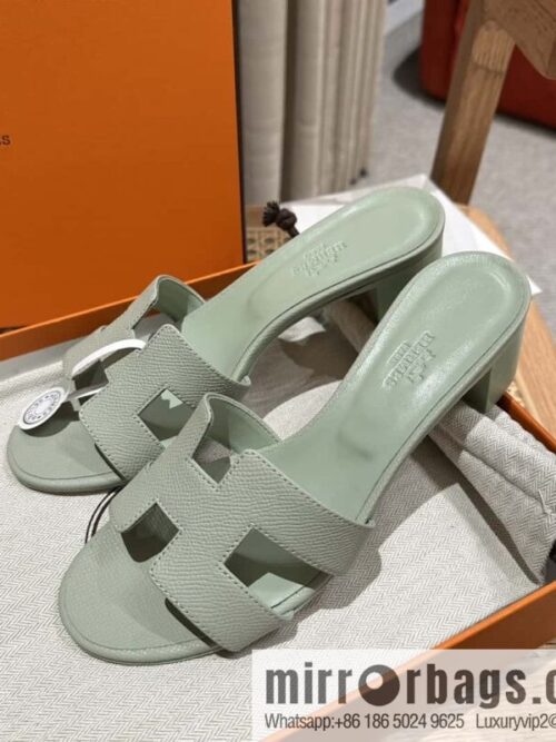 wsxc1708702686786_1-800x800nhqyxekux0r122501_20250702165630.jpg Hermès H Classic High Heels