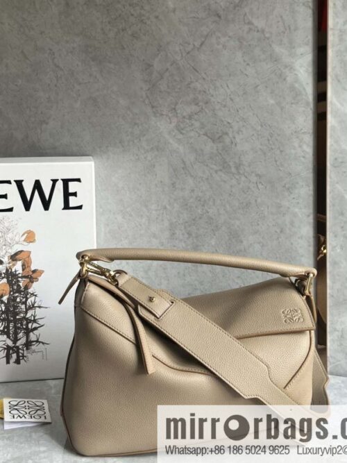 wsxc1708960478236_0-800x800uwzcud5tgu49517_20250716001958.jpg LOEWE puzzle 30CM 0533 sand