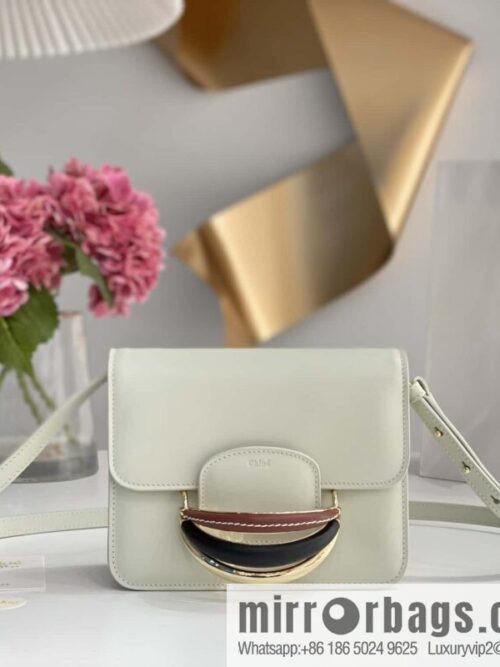 wsxc1708961681968_0-800x800g5iylphhoj59410_20250716001901.jpg Chloe Kattie bracelet bag, white