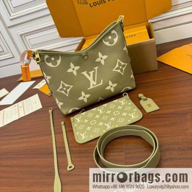 LV M46672 CARRYALL Small handbag