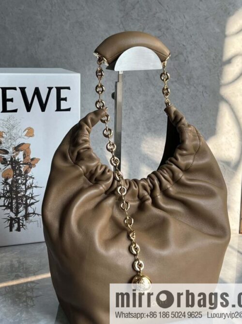 wsxc1709669145933_0-800x800w32a22oh1cs8508_20250716001147.jpg LOEWE Squeezed Underarm Bag 0701 Oak Brown 29.5CM