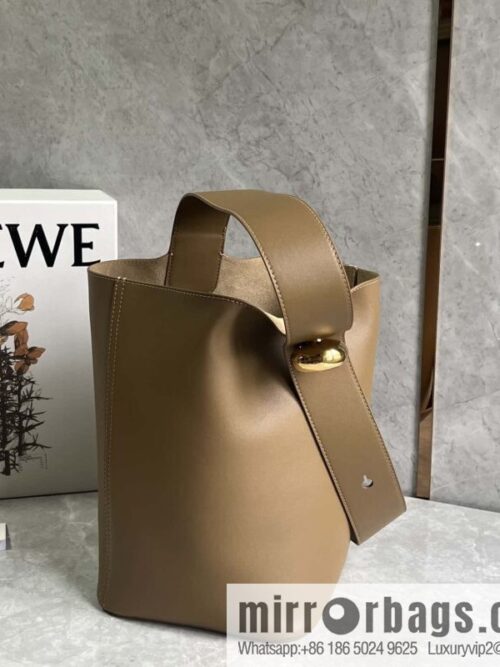 wsxc1709669710246_0-800x8002jxq5kby1m58433_20250716001113.jpg LOEWE Pebble bucket bag 0703 brown 24.5CM