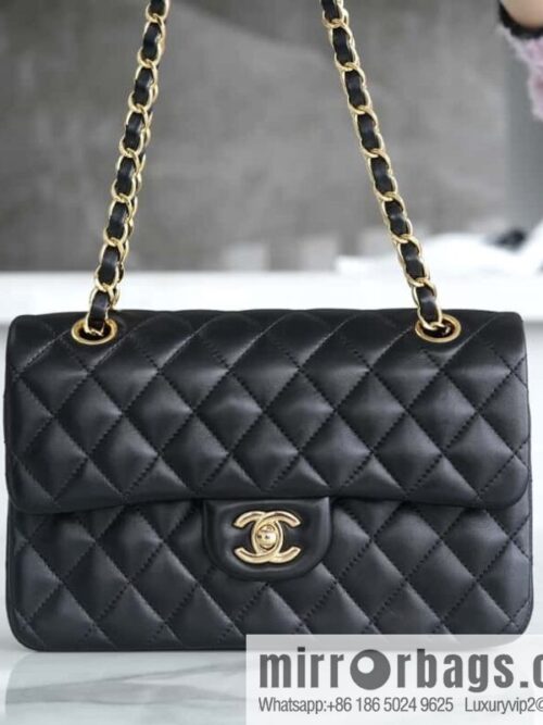 wsxc1710782502117_0-800x800l1acqrl4zru5811_20250715234705.jpg CHANEL \"Classic Flap\" Classic Mouth Cover Bag, Black Sheep Gold, Small A01113