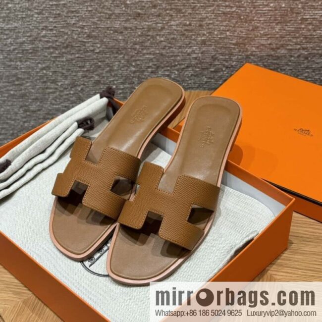wsxc1711103452153_0-800x800jt2zqfpg4x2118287_20250702140633.jpg Hermès slippers