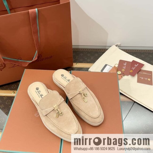 𝐋𝐨𝐫𝐨 𝐏𝐢𝐚𝐧𝐚|| a pedal of muller half shoes, sandstone