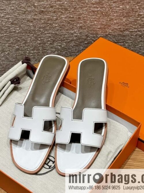 wsxc1711543669360_0-800x800p3dc1aesk01110232_20250702080645.jpg Hermès slippers