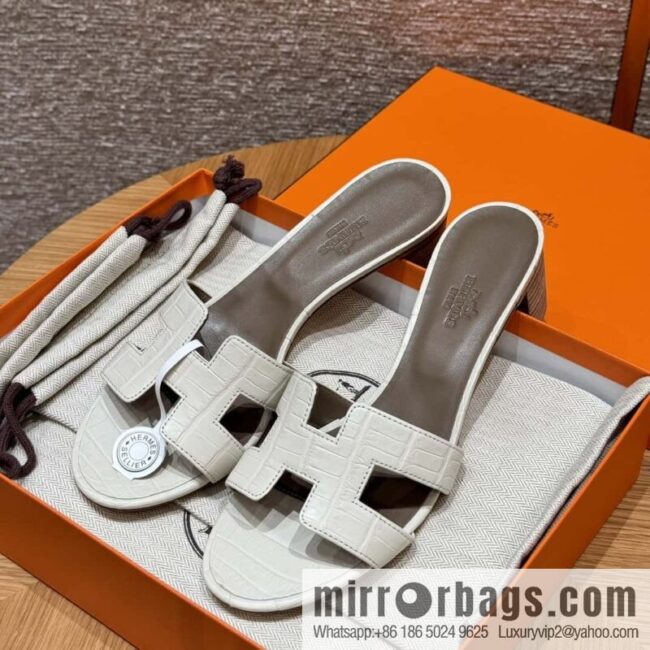 wsxc1711629737856_0-800x8005csj5uxu0tu110010_20250702080104.jpg Hermès Crocodile 🐊 slippers