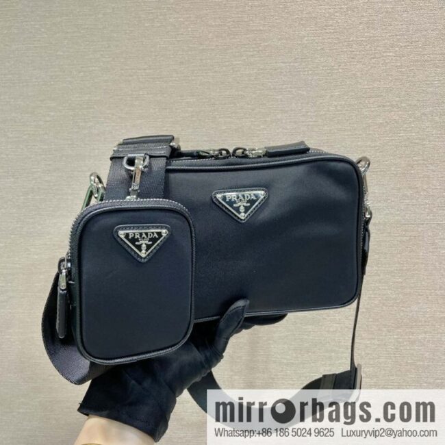 PRADA 🎉 new small messenger bag 🎉 2VH070/cross pattern🎉🎉