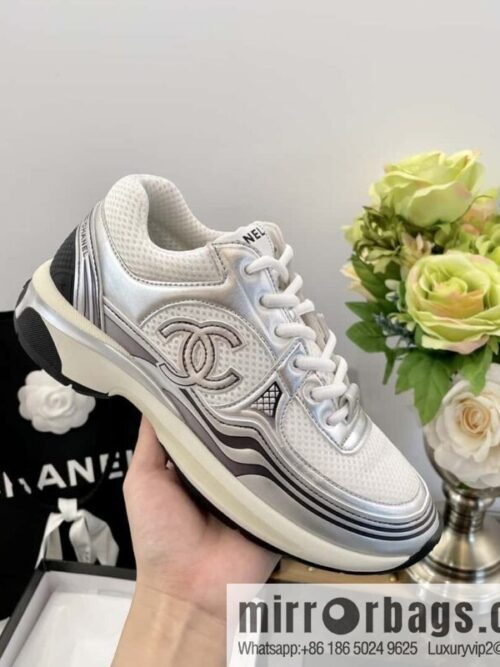 wsxc1711963619068_4-800x800b1lhsakcee4109574_20250702074935.jpg CHANEL Silver Horn King big hit sneakers