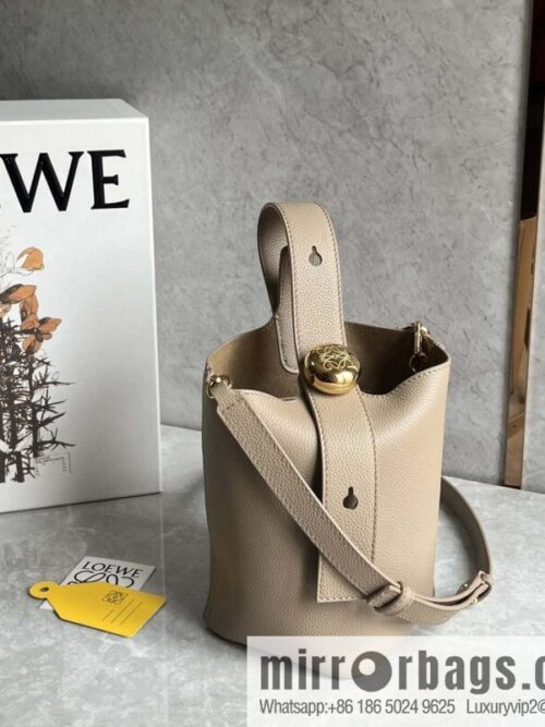 wsxc1712915916834_0-800x800t4032q5ab2z1432_20250715230621.jpg LOEWE latest 𝑷𝒆𝒃𝒃𝒍𝒆 bucket bag 0705 sand color