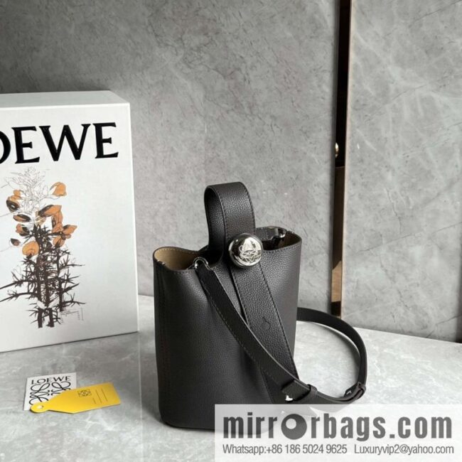 LOEWE latest 𝑷𝒆𝒃𝒃𝒍𝒆 bucket bag 0705 lychee pattern black