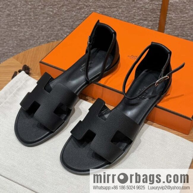 wsxc1712919808177_0-800x800cq1fw22v2nl108481_20250702072211.jpg Hermès H\'s must-wear sandals in spring and summer