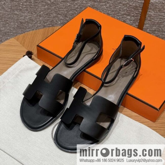 wsxc1712920879474_0-800x800nn5yv5egn1b100146_20250702040743.jpg Hermès H\'s must-wear sandals in spring and summer
