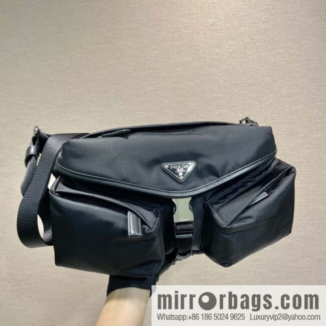 PRADA 🎉 new 🎉 2VH175 shoulder bag