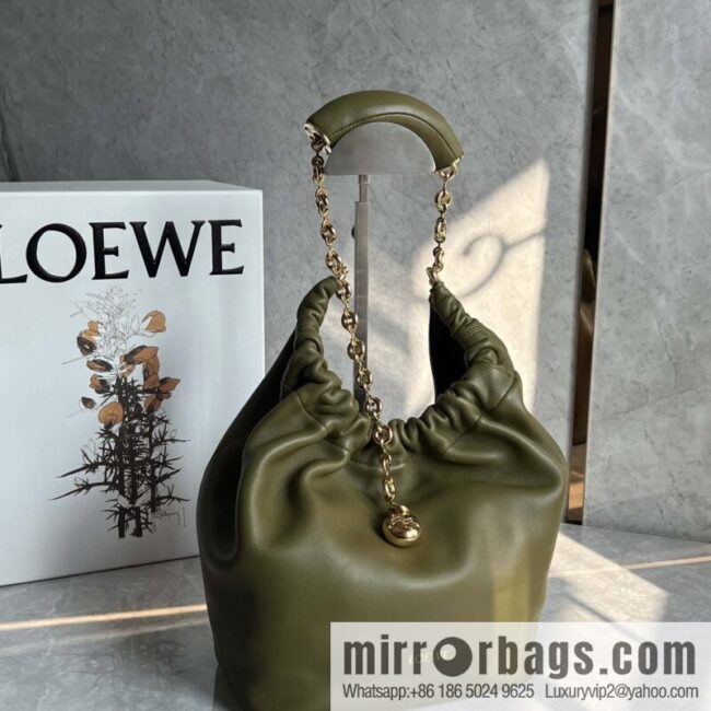 LOEWE Squeezed Underarm Bag 0701 olive green 29.5CM