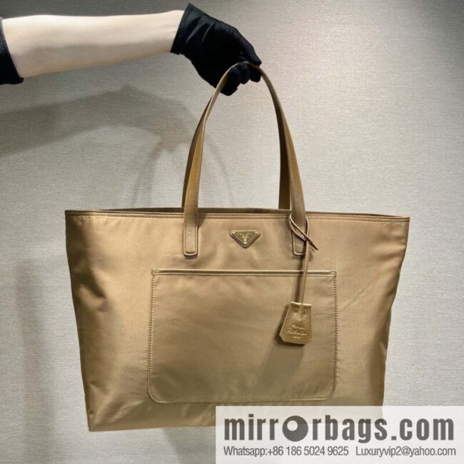 PRADA 🎉 new tote bag 🎉 1BG527 cork color