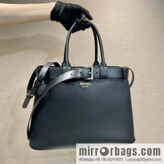 PRADA 🎉 new women\'s bag 🎉 1BA416 large